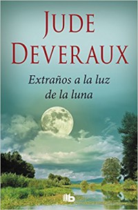 Extraños a la luz de la luna